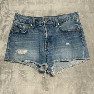 Levi’s 501 Denim Cutoff Shorts Women’s 27 Medium Wash Distressed Buttonfly